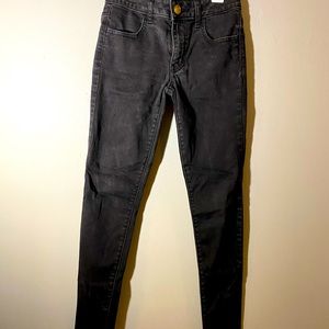 AMERICAN EAGLE BLACK JEANS